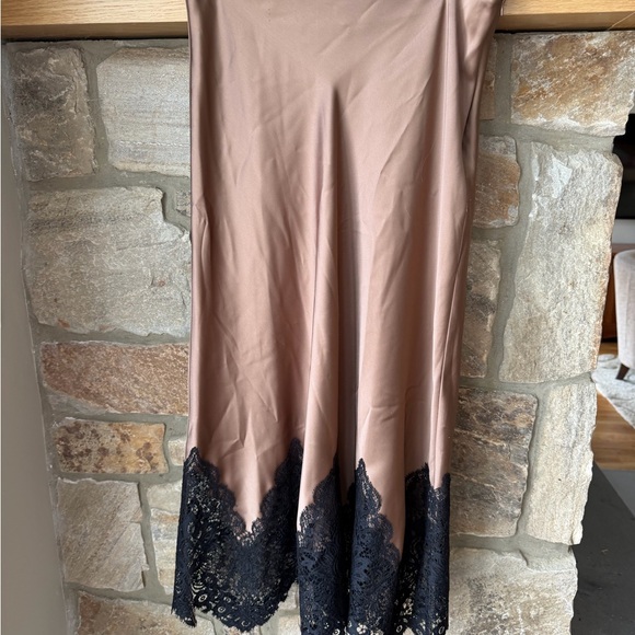Zara Elegant Brown Satin Skirt with Black Lace Trim size M - Picture 6 of 13